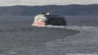 Die Schnellfähre «Skane Jet» zwischen Sassnitz-Mukran und Ystad in Südschweden beendete ihre Saison. Ab dem 20. März soll der Betrieb wieder aufgenommen werden Die Schnellfähre «Skane Jet» zwischen Sassnitz-Mukran und Ystad in Südschweden beendete ihre Saison. Ab dem 20. März soll der Betrieb wieder aufgenommen werden