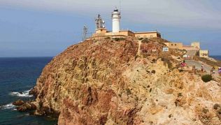 Leuchtturm und Aussichtspunkt am Cabo de Gata, Andalusien, Spanien##Foto: Wikimedia Commons, Benreis Leuchtturm und Aussichtspunkt am Cabo de Gata, Andalusien, Spanien