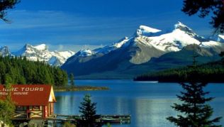Natur pur am Maligne Lake im Jasper Nationalpark, Kanada##Foto: Wikimedia Commons, Christianabend Natur pur am Maligne Lake im Jasper Nationalpark, Kanada