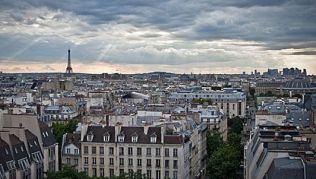 Über den Dächern von Paris, Frankreich##Foto: Flickr.com, Simon Schroeters Über den Dächern von Paris, Frankreich