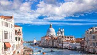 Der prachtvolle Canal Grande mit der Chiesa Santa Maria della Salute Der prachtvolle Canal Grande mit der Chiesa Santa Maria della Salute
