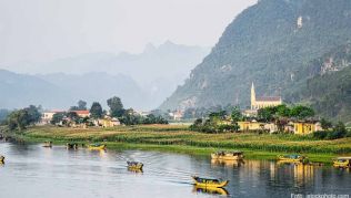 Das malerisch gelegene Dorf Phong Nha profitiert vom Individualtourismus und einem der längsten unterirdischen Höhlensysteme der Welt Das malerisch gelegene Dorf Phong Nha profitiert vom Individualtourismus und einem der längsten unterirdischen Höhlensysteme der Welt