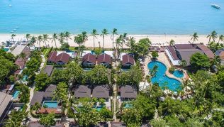 Direkt am einsamen Bophut Beach im Norden Koh Samuis liegt das »Peace Resort« Direkt am einsamen Bophut Beach im Norden Koh Samuis liegt das »Peace Resort«