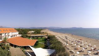 Das Schuhmann Strand-Hotel ist eines der wenigen Hotels in der Region in direkter Strandlage##Foto: facebook.com/pg/HotelSchuhmann Das Schuhmann Strand-Hotel ist eines der wenigen Hotels in der Region in direkter Strandlage