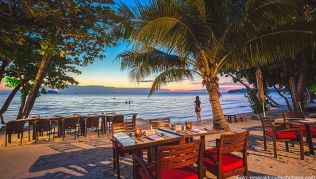 Der mondförmige Khlong Prao Beach ist der längeste Strand der Insel##Foto: emeraldcovekohchang.com Der mondförmige Khlong Prao Beach ist der längeste Strand der Insel