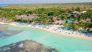 Der Strand von Bayahibe in der Dom. Republik lockt mit besonders guter Wasserqualität##Foto: Wyndham Hoetls Der Strand von Bayahibe in der Dom. Republik lockt mit besonders guter Wasserqualität