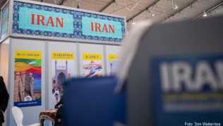 Das Land Iran präsentiert sich auf einer Reisemesse - das Auswärtige Amt rät dazu, nicht erforderliche Reisen in den Iran zu verschieben Das Land Iran präsentiert sich auf einer Reisemesse - das Auswärtige Amt rät dazu, nicht erforderliche Reisen in den Iran zu verschieben