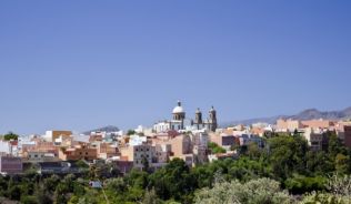 Agüimes mit der Pfarrkirche San Sebastian im Osten von Gran Canaria##Foto: Panthermedia Agüimes mit der Pfarrkirche San Sebastian im Osten von Gran Canaria