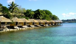 Unterkünfte in Traumlage, gibt es auch im Inselgebiet von Vanuatu, dass zu Melanesien in der Südsee gehört, zum kleinen Preis.##Foto: flickr.com Philip C Unterkünfte in Traumlage, gibt es auch in der Südsee zum kleinen Preis.
