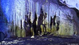 Beeindruckende Gesteinsstrukturen: In der Son Doong Höhle wachsen riesige Tropfsteine Beeindruckende Gesteinsstrukturen: In der Son Doong Höhle wachsen riesige Tropfsteine