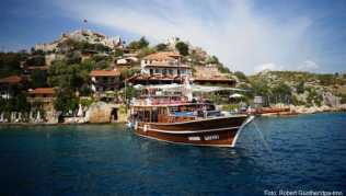 Urlaubsziel Kekova in der Türkei: Für die Einreise aus Deutschland reicht nun auch ein Corona-Antigen-Schnelltest, der nicht älter als 48 Stunden sein darf, aus Urlaubsziel Kekova in der Türkei: Für die Einreise aus Deutschland reicht nun auch ein Corona-Antigen-Schnelltest, der nicht älter als 48 Stunden sein darf, aus