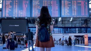 Passagiere haben bei Verspätungen oder Annullierungen nur dann ein Recht auf Entschädigung, wenn kein «außergewöhnlicher Umstand» vorliegt Passagiere haben bei Verspätungen oder Annullierungen nur dann ein Recht auf Entschädigung, wenn kein «außergewöhnlicher Umstand» vorliegt