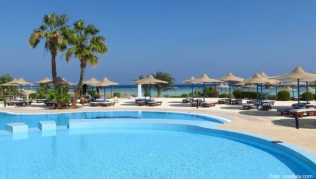Nicht nur der schöne Ausblick auf den Pool zählt, sondern auch Sicherheit und Schutz Nicht nur der schöne Ausblick auf den Pool zählt, sondern auch Sicherheit und Schutz