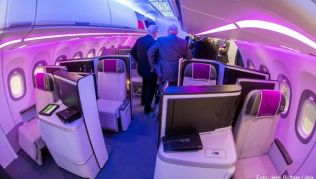 Neue Kabineneinrichtungen von Airbus. Mehr als 500 Aussteller präsentieren auf der Fachmesse Aircraft Interiors Expo Neuigkeiten und Innovationen für die Flugzeugkabine Neue Kabineneinrichtungen von Airbus. Mehr als 500 Aussteller präsentieren auf der Fachmesse Aircraft Interiors Expo Neuigkeiten und Innovationen für die Flugzeugkabine