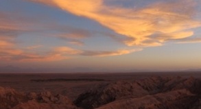 ATACAMA-WÜSTE  Geysire, Salzseen und Lamas