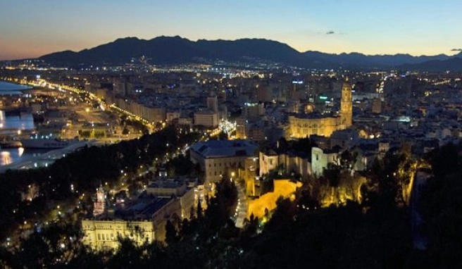 Andalusiens quirlige Metropolen wie Malaga, mit kultureller Vielfalt und viel Flair, Spanien