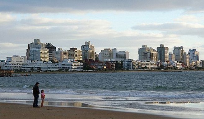 Urlaub in Argentinien mit Blick auf Punta del Este in Uruguay