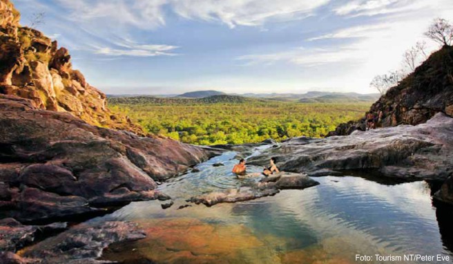 Badepause im Pool des Gunlom Falls im Kakadu National Park
