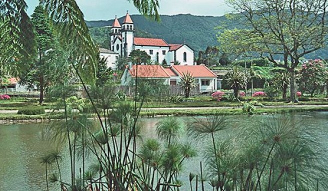 Azoren-Portugal  Reisen zu den Azoren - Feuer, Wind und Einsamkeit