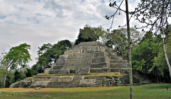 Tempel in Lamanai im Maya-Land Belize