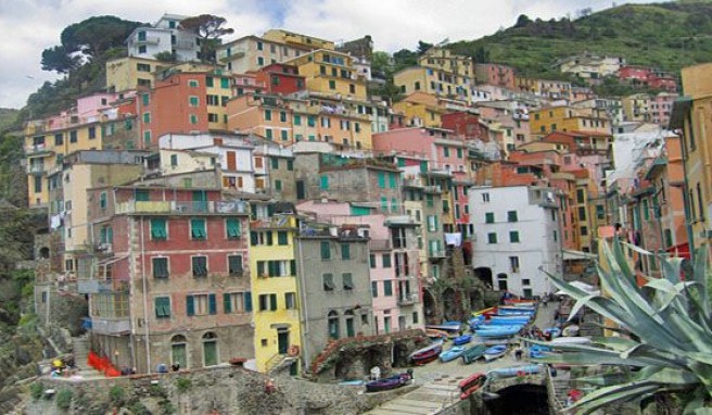 Riomaggiore, steile Gassen & ein Mini-Hafen, Italien##Foto: Flickr.com, Andrew Childs Riomaggiore, steile Gassen & ein Mini-Hafen, Italien