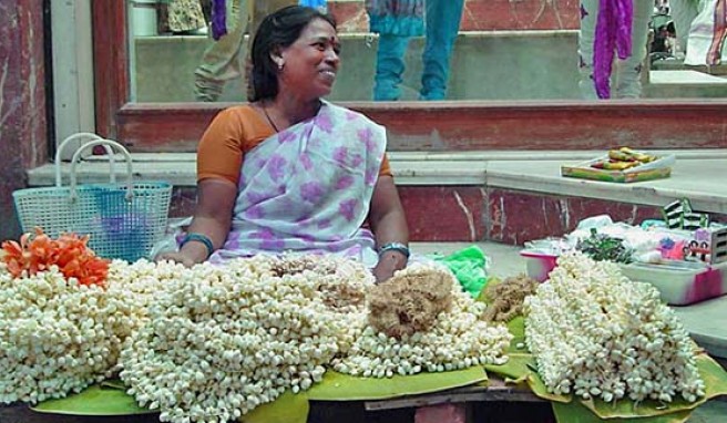 Das echte bunte Indien genießen auf einer Reise entlang der Ostküste