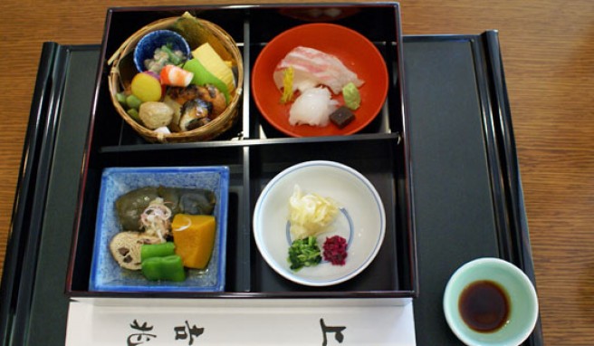 Traditionelles Essen ist in Japan sehr verbreitet