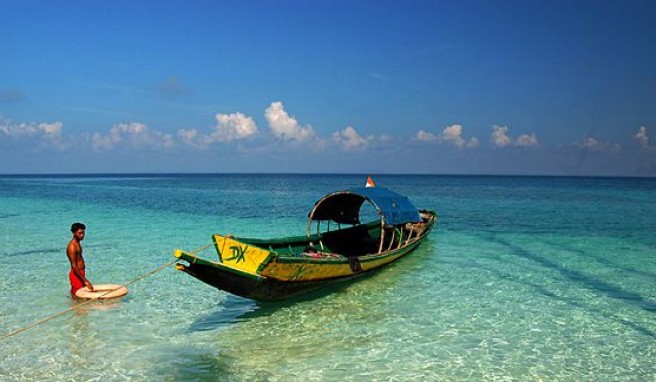 Havelock Island bietet relaxten Badeurlaub am schönsten Strand der Andamanen, Indien