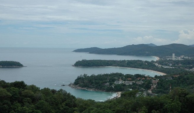 Die drei Schwestern: Kata, Kata Noi, Kata Yai Beach.