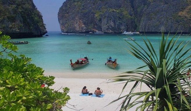 Einsame Buchten und lauschige Strände in Mengen auf Koh Phi Phi.