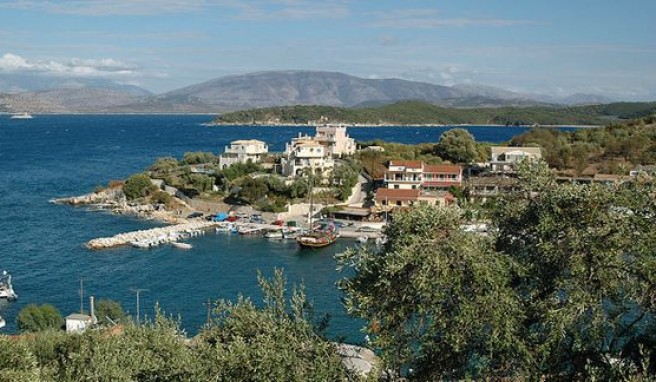 Kassiopi, eine kleine Stadt auf Korfu wie aus dem Griechenland-Album.