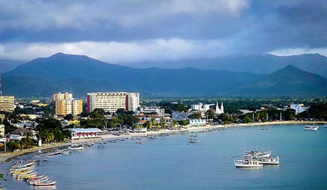 Juangriego, Fischerort und geschäftiges Städtchen im Norden der Isla Margarita, Venezuela