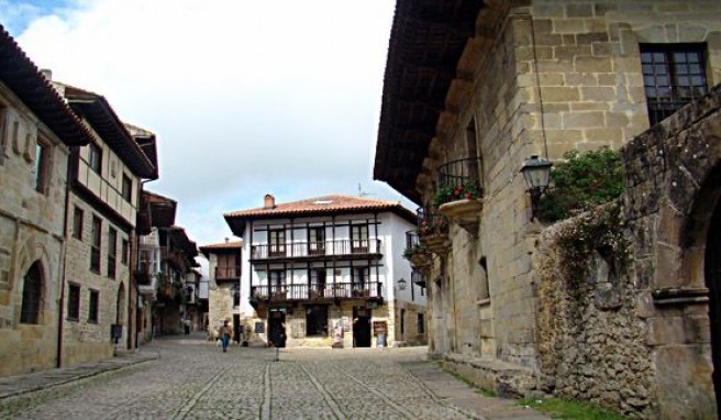 Malerisches Santillana del Mar im Norden Spaniens