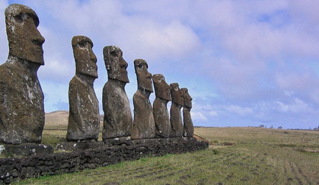 Steinerne Zeugen der Maoi-Kultur auf der Osterinsel, Chile