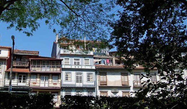 Guimaraes, Hotels und Restaurants auch in traditionellen portugiesischen Häusern