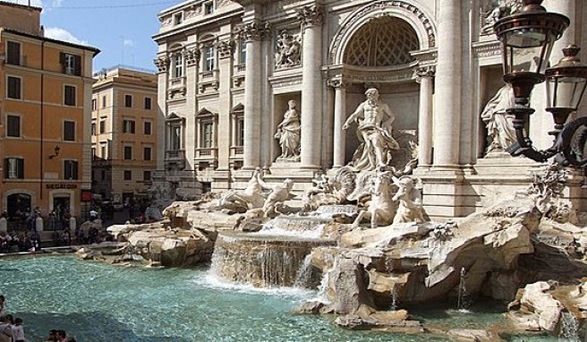 Die Fontana die Trevi, der prächtigster Brunnen von Rom, Italien