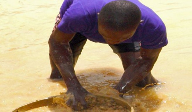 Diamantensuche in Kono, Sierra Leone