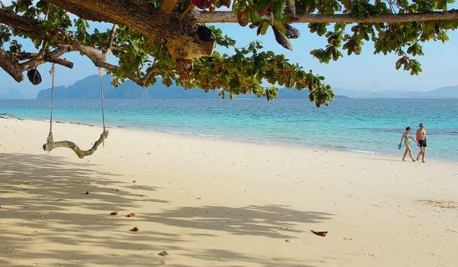 Strandspaziergang auf Koh Kradan mit Panoramablick