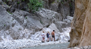 Urlaub in der Türkei Zu Fuß durch die Saklikent-Schlucht