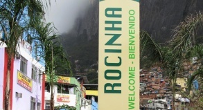 Die bunten Hütten von Rocinha.