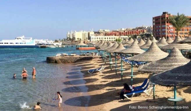 Wieder ein »Trendziel«: Ägypten - auf dem Bild Hurghada - erlebt derzeit wieder einen touristischen Aufschwung##Foto: Benno Schwinghammer/dpa-tmn Wieder ein »Trendziel«: Ägypten - auf dem Bild Hurghada - erlebt derzeit wieder einen touristischen Aufschwung