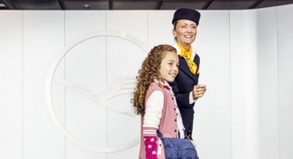 Muss ein Kind alleine einen Flug antreten, bieten viele Airlines wie auch die Lufthansa einen Begleitservice##Foto: Lufthansa/Dominik Mentzos Muss ein Kind alleine einen Flug antreten, bieten viele Airlines wie auch die Lufthansa einen Begleitservice