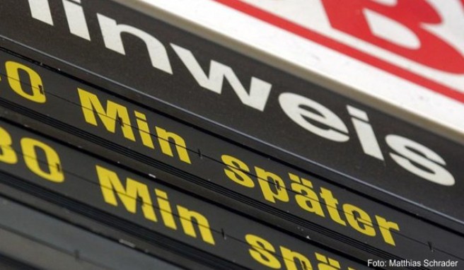 Reise mit Zug-zum-Flug-Ticket  Veranstalter kann bei Zeitverzug haften