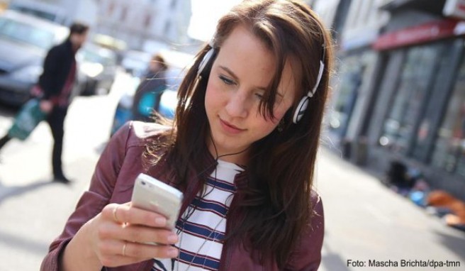 Audio-Guide statt Reiseführer aus Fleisch und Blut: Viele Städte lassen sich mit digitaler Anleitung per Smartphone erkunden