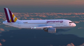 Die Maschinen sind für die Umstellung auf die neue Germanwings schon umlackiert - seinen alten Farben ist die Airline dabei treugeblieben##Foto: Germanwings Die Maschinen sind für die Umstellung auf die neue Germanwings schon umlackiert - seinen alten Farben ist die Airline dabei treugeblieben