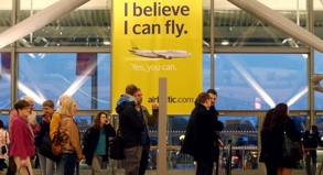 Die Sicherheitskräfte am Hamburger Flughafen wollen am Mittwoch ihre Arbeit niederlegen.