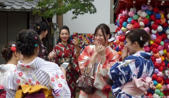 Japan Ein Tag im Miet-Kimono ist die Attraktion
