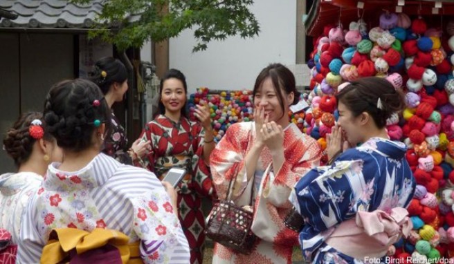 Japan  Ein Tag im Miet-Kimono ist die Attraktion