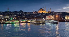 Angst vor Anschlägen: Bei der DER Touristik sind die Türkei-Buchungen stark zurückgegangen - schuld sind die Terrorangriffe wie jüngst in Istanbul nahe der Blauen Moschee