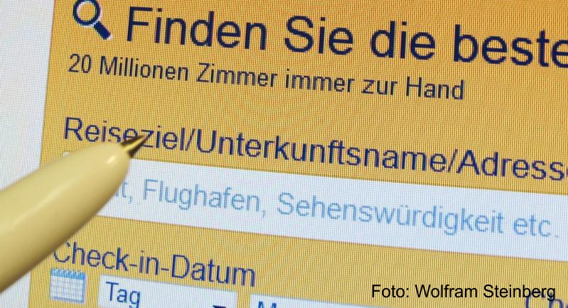 Reise buchen  Urlauber buchen zunehmend online